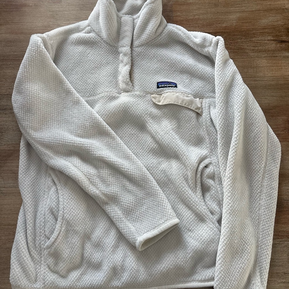 Patagonia Cream Textured Fleece Pullover